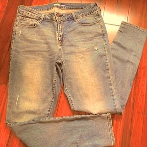 Old Navy Rockstar super skinny Jean